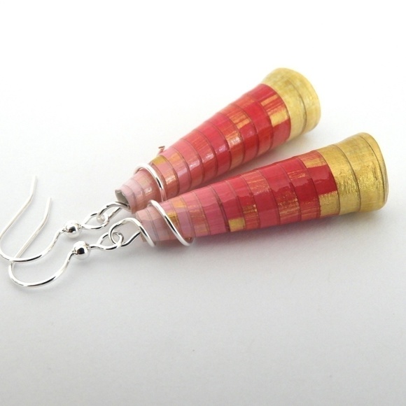 𝅺pink and Gold Paper Bead Earrings - Picture 2 of 5